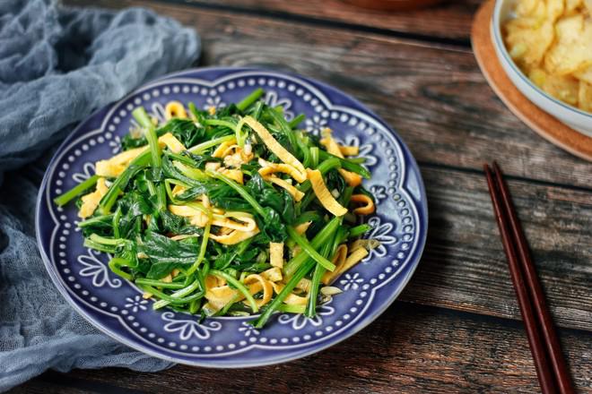 菠菜拌蛋絲的做法-家常味炒菜譜