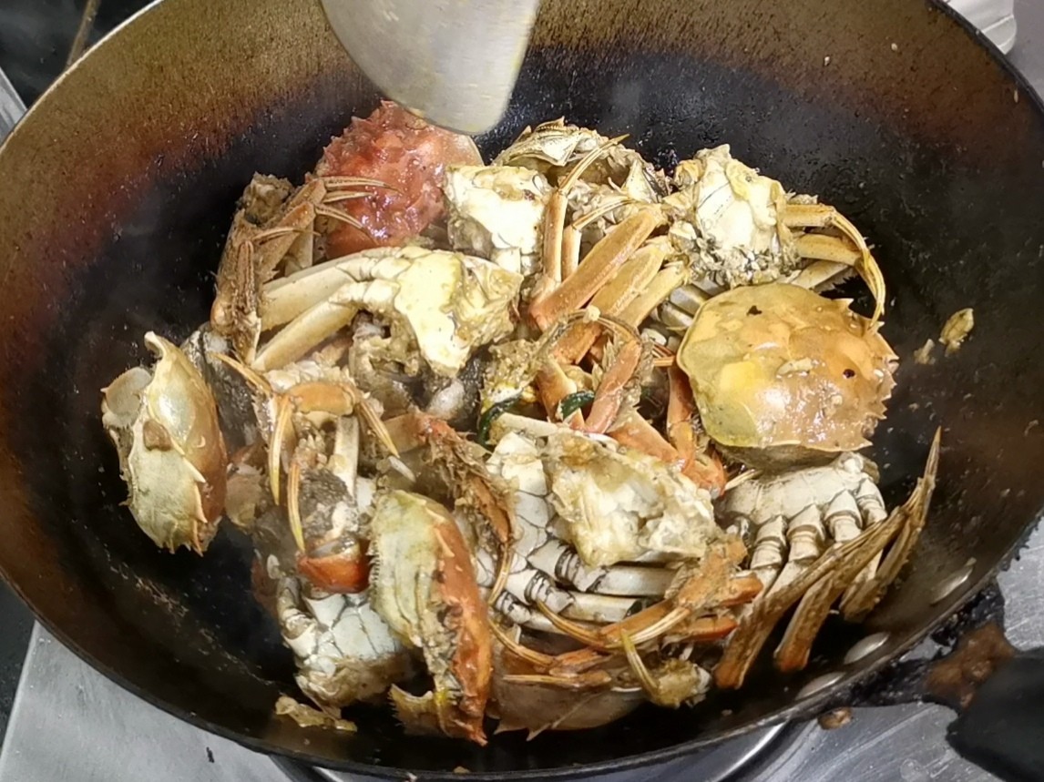 炒螃蟹的做法-咸鮮味炒菜譜-易網健康養生網 炒螃蟹的做法-咸鮮味炒菜譜