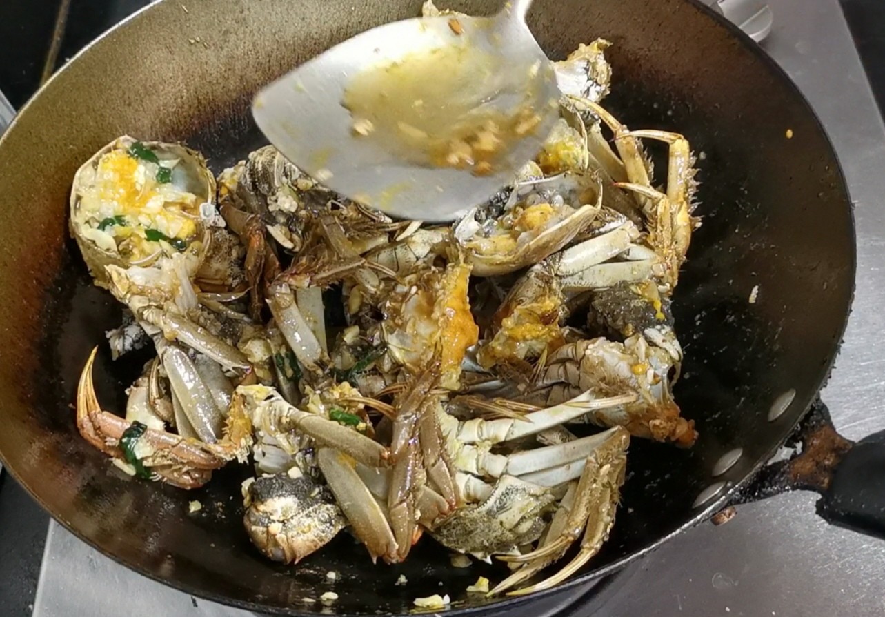 炒螃蟹的做法-咸鮮味炒菜譜-易網健康養生網 炒螃蟹的做法-咸鮮味炒菜譜