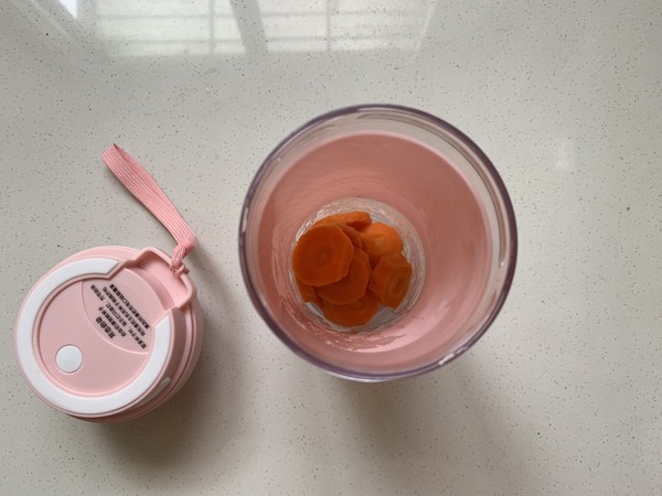 西紅柿胡蘿卜汁的做法-酸甜味其它工藝菜譜-易網(wǎng)健康養(yǎng)生網(wǎng) 西紅柿胡蘿卜汁的做法-酸甜味其它工藝菜譜