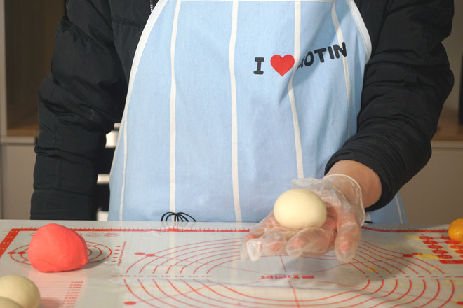 胖嘟嘟的小豬奶黃包的做法-甜味蒸菜譜-易網健康養生網 胖嘟嘟的小豬奶黃包的做法-甜味蒸菜譜