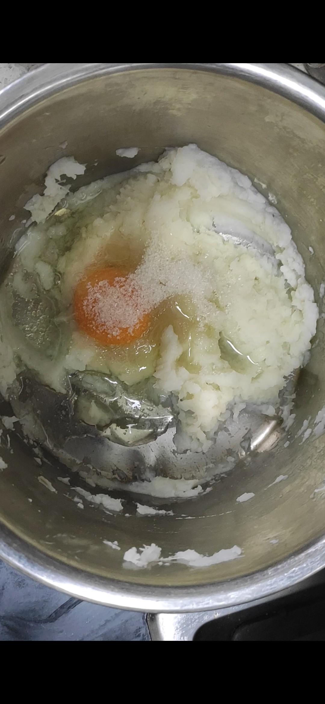 面粉不要再蒸著吃啦,加點山藥,美味的做法-甜味蒸菜譜-易網<a href=http://www.xllyou.com/ target=_blank class=infotextkey>健康養生</a>網 面粉不要再蒸著吃啦,加點山藥,美味的做法-甜味蒸菜譜