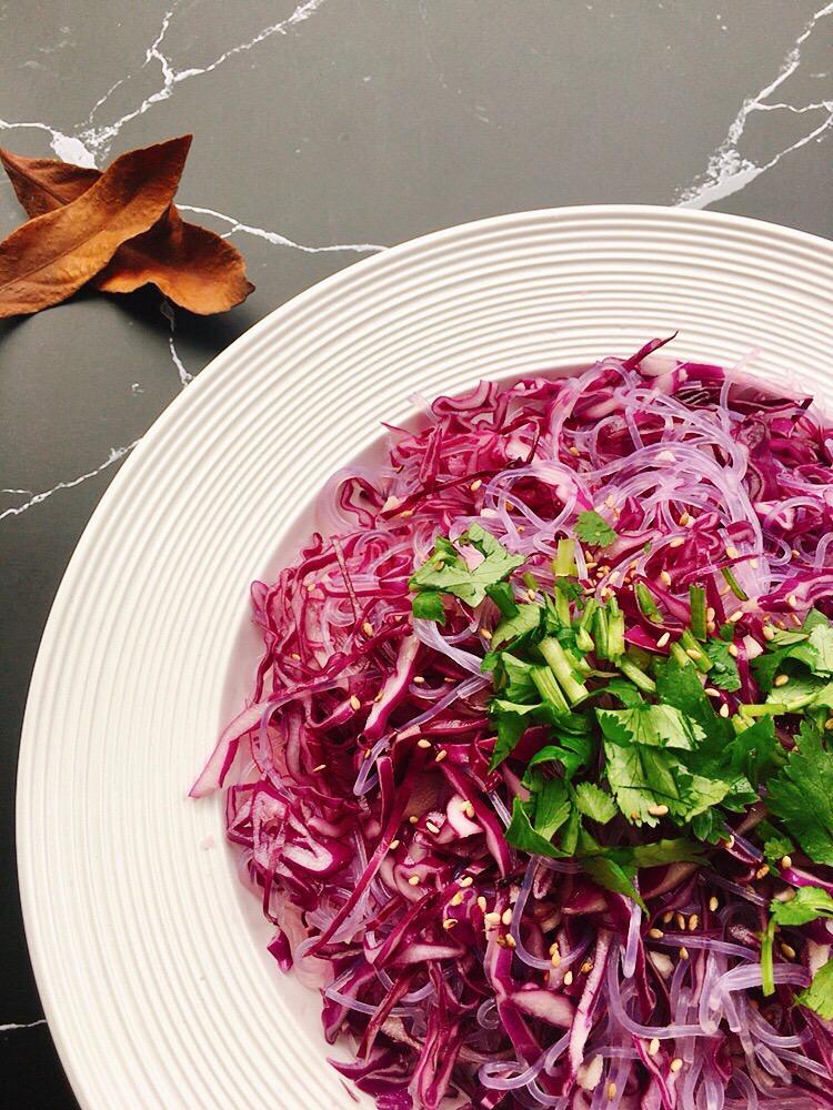 紫甘藍(lán)拌粉絲的做法-家常味拌菜譜