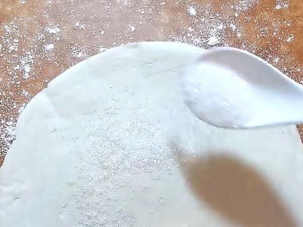 快手蝴蝶酥的做法-甜味烤菜譜-易網<a href=http://www.xllyou.com/ target=_blank class=infotextkey>健康養生</a>網 快手蝴蝶酥的做法-甜味烤菜譜