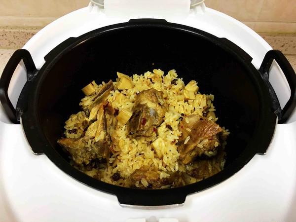 杏鮑菇排骨燜飯的做法-家常味燜菜譜