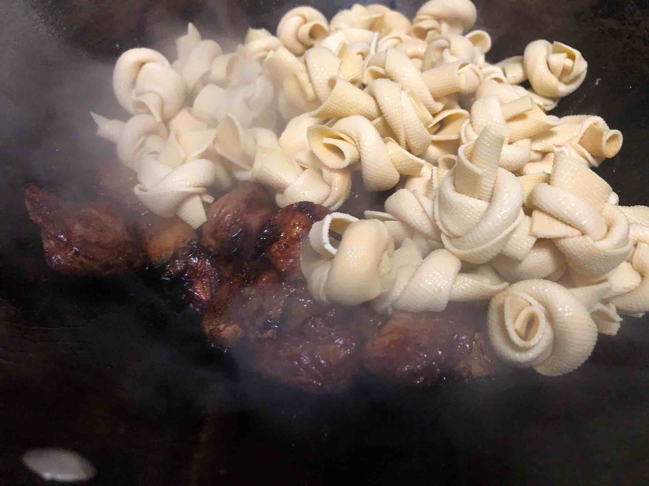 百葉結燒肉的做法-家常味燒菜譜-易網健康養生網 百葉結燒肉的做法-家常味燒菜譜