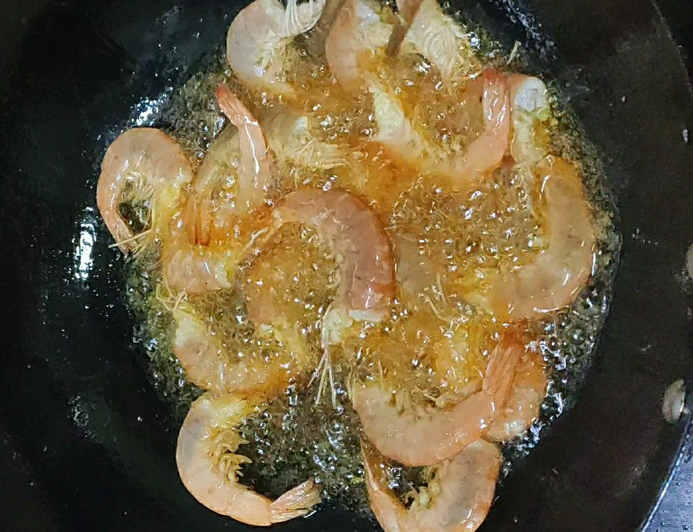 醬汁大蝦的做法-醬香味炸菜譜-易網(wǎng)健康養(yǎng)生網(wǎng) 醬汁大蝦的做法-醬香味炸菜譜