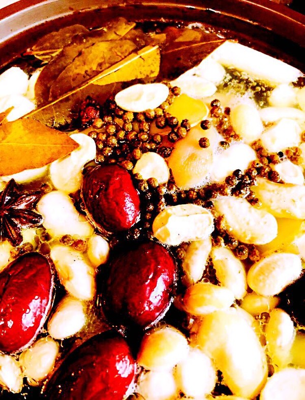 老媽蹄花的做法-咸鮮味燉菜譜-易網健康養生網 老媽蹄花的做法-咸鮮味燉菜譜