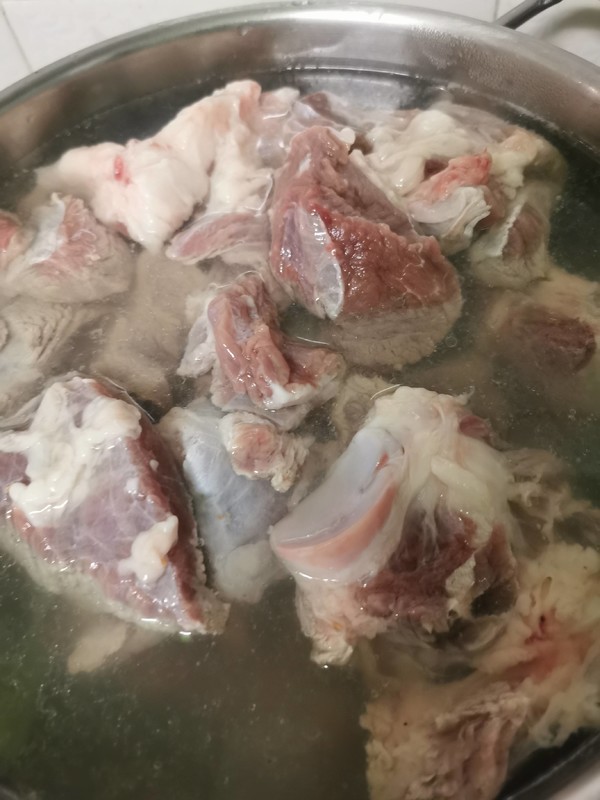 變裝簡版佛跳墻的做法-家常味燜菜譜-易網健康養生網 變裝簡版佛跳墻的做法-家常味燜菜譜