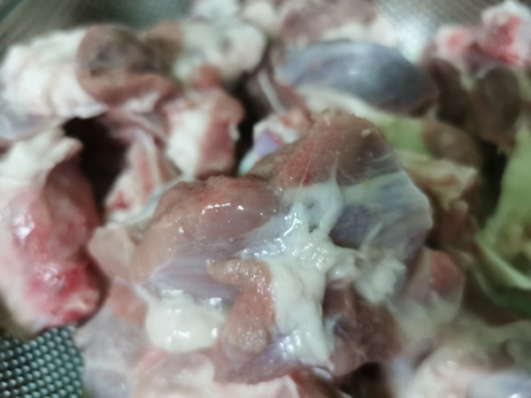 變裝簡版佛跳墻的做法-家常味燜菜譜-易網<a href=http://www.xllyou.com/ target=_blank class=infotextkey>健康養生</a>網 變裝簡版佛跳墻的做法-家常味燜菜譜