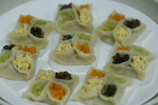 四喜蒸餃的做法-咸鮮味蒸菜譜