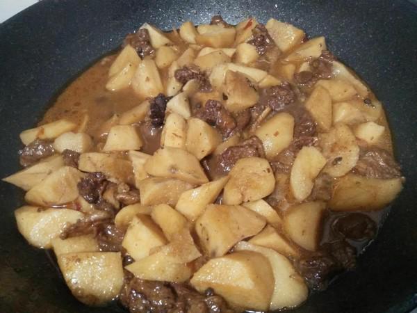 牛腩燉山藥的做法-家常味燉菜譜-易網健康養生網 牛腩燉山藥的做法-家常味燉菜譜