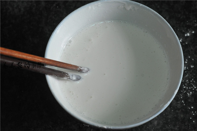 紅豆粉粘糯米球的做法-甜味煮菜譜-易網健康養生網 紅豆粉粘糯米球的做法-甜味煮菜譜