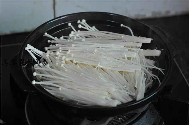 三汁燜魚的做法-香辣味燜菜譜-易網健康養生網 三汁燜魚的做法-香辣味燜菜譜