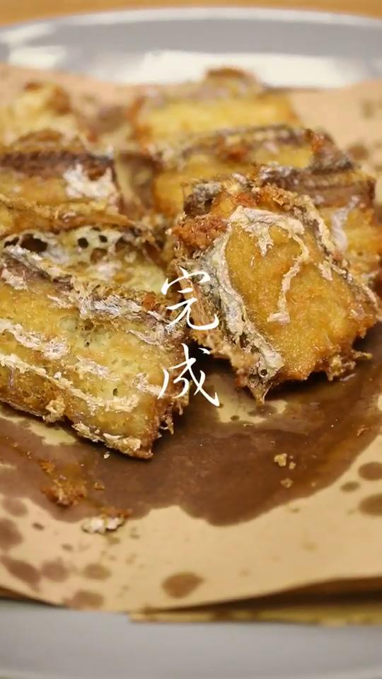 炸帶魚的做法-家常味炸菜譜