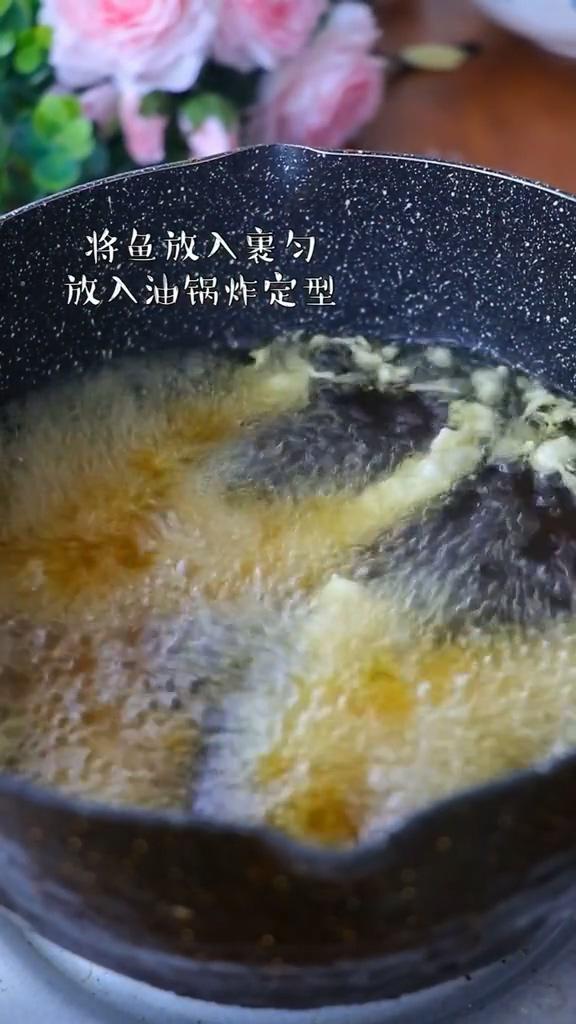 干炸小黃魚的做法-家常味炸菜譜-易網健康養生網 干炸小黃魚的做法-家常味炸菜譜