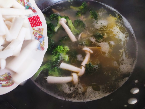 西蘭花面條魚的做法-家常味煮菜譜-易網健康養生網 西蘭花面條魚的做法-家常味煮菜譜