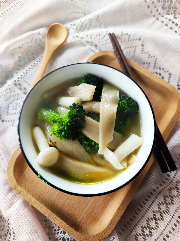 西蘭花面條魚的做法-家常味煮菜譜-易網健康養生網 西蘭花面條魚的做法-家常味煮菜譜