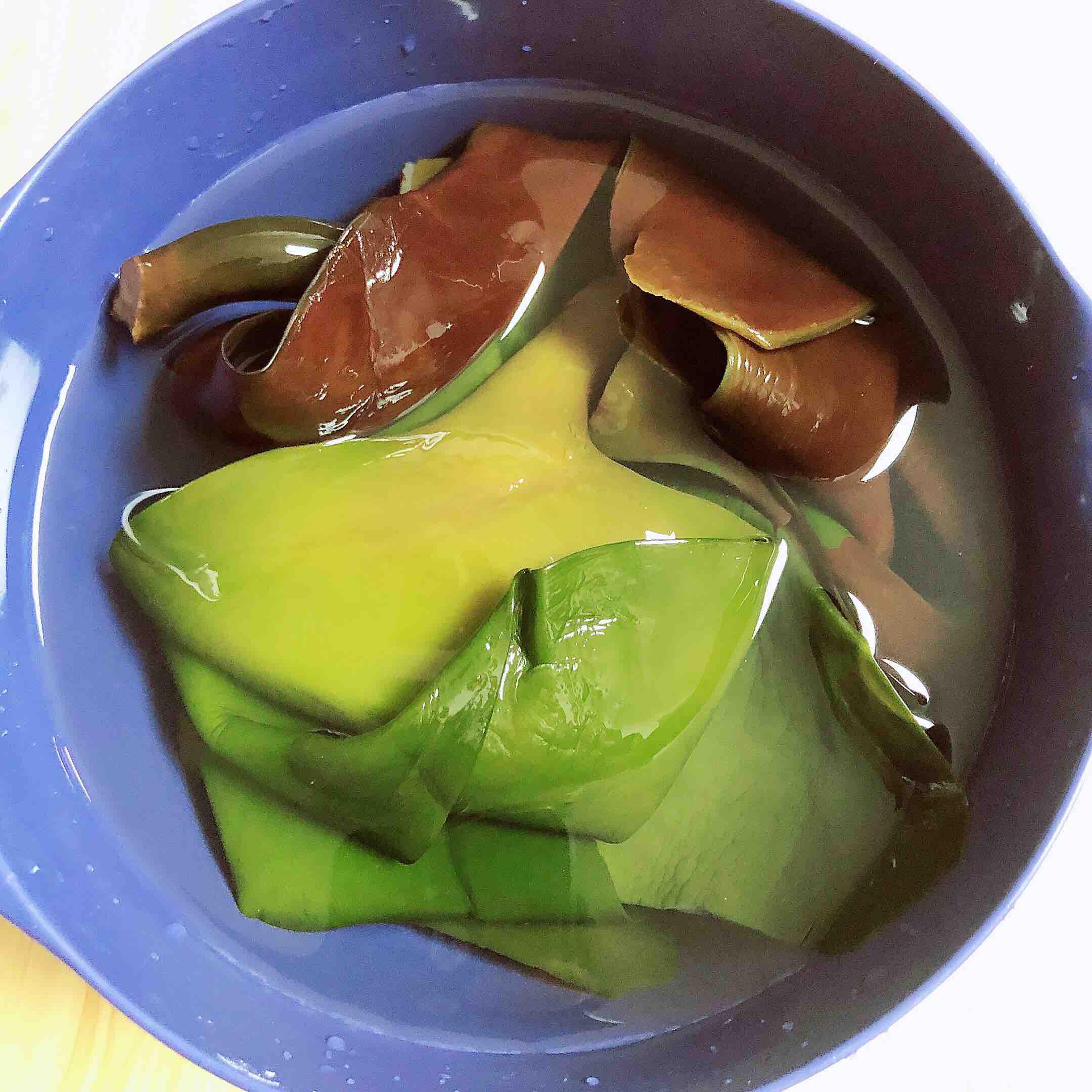 豬油香辣海帶絲的做法-咸鮮味炒菜譜-易網<a href=http://www.xllyou.com/ target=_blank class=infotextkey>健康養生</a>網 豬油香辣海帶絲的做法-咸鮮味炒菜譜