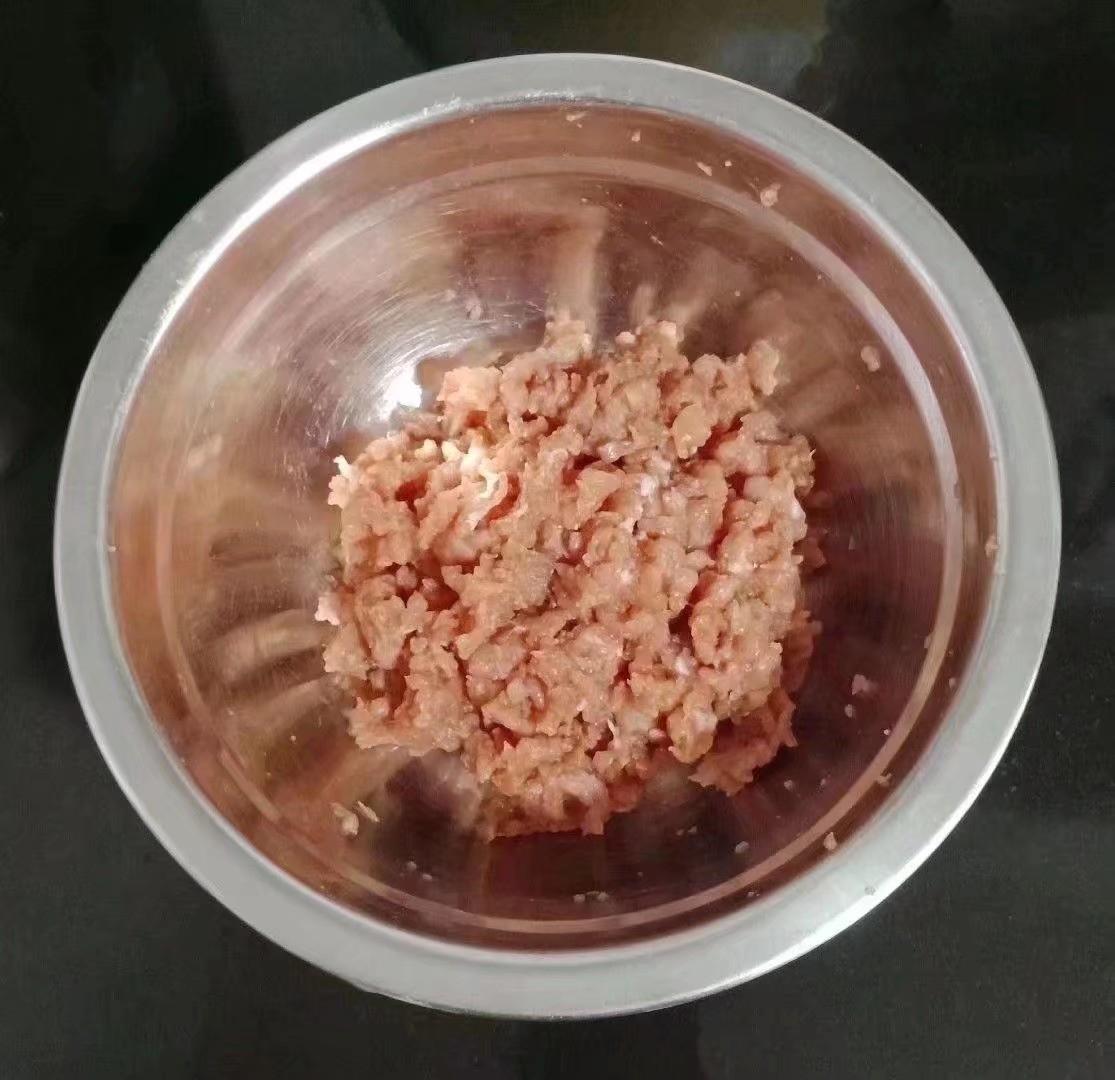 玉米炒肉沫的做法-家常味炒菜譜-易網<a href=http://www.xllyou.com/ target=_blank class=infotextkey>健康養生</a>網 玉米炒肉沫的做法-家常味炒菜譜