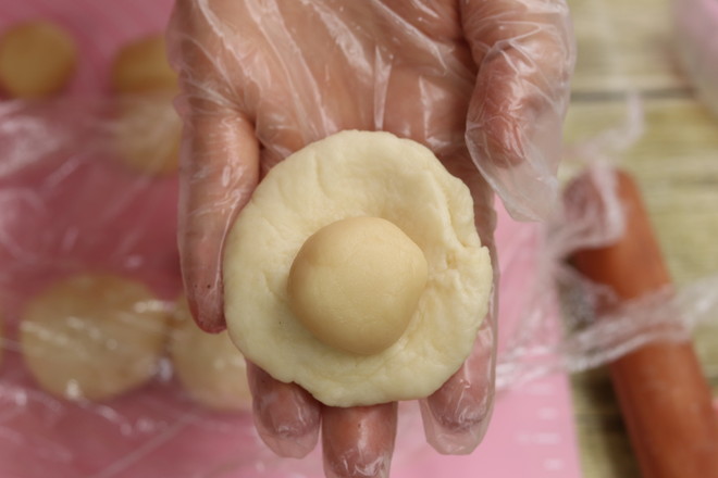 過年必備零食紫薯酥餅的做法-甜味煎菜譜-易網(wǎng)健康養(yǎng)生網(wǎng) 過年必備零食紫薯酥餅的做法-甜味煎菜譜