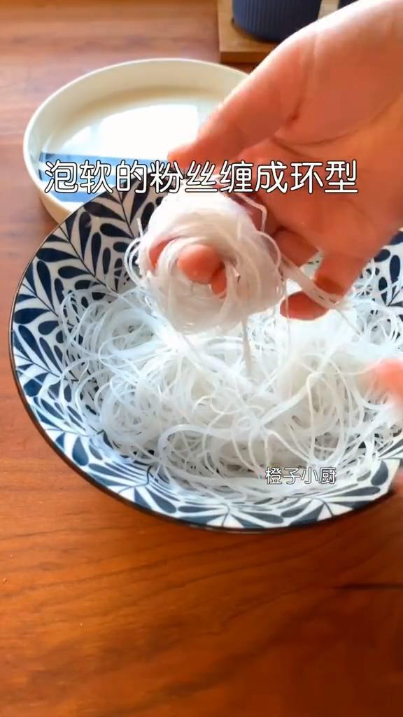 蒜蓉粉絲蒸蝦的做法-家常味蒸菜譜-易網(wǎng)健康養(yǎng)生網(wǎng) 蒜蓉粉絲蒸蝦的做法-家常味蒸菜譜