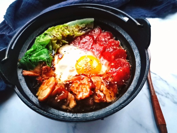 雞腿臘腸煲仔飯的做法-咸鮮味煮菜譜-易網健康養生網 雞腿臘腸煲仔飯的做法-咸鮮味煮菜譜