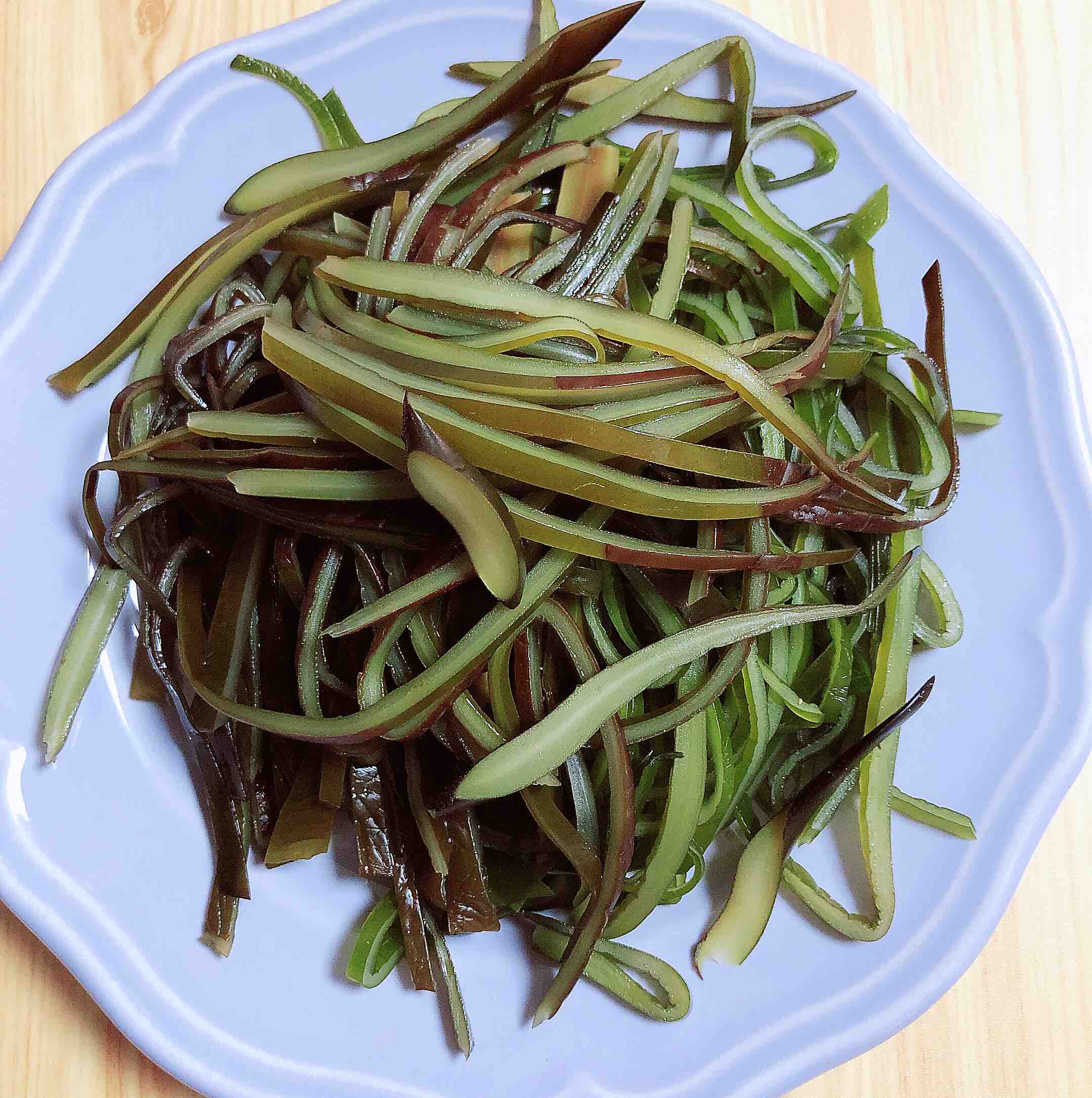 豬油香辣海帶絲的做法-咸鮮味炒菜譜-易網健康養生網 豬油香辣海帶絲的做法-咸鮮味炒菜譜