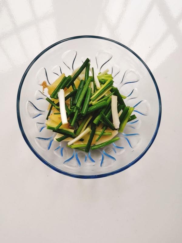 花菇火腿蒸雞的做法-咸鮮味蒸菜譜-易網健康養生網 花菇火腿蒸雞的做法-咸鮮味蒸菜譜