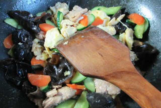 木須里脊肉的做法-家常味炒菜譜