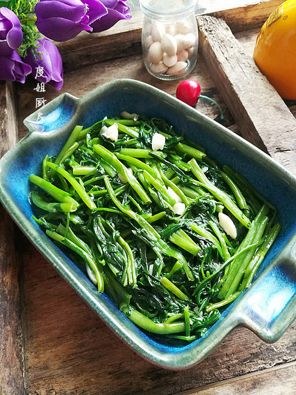 爆炒通菜的做法-家常味炒菜譜-易網健康養生網 爆炒通菜的做法-家常味炒菜譜