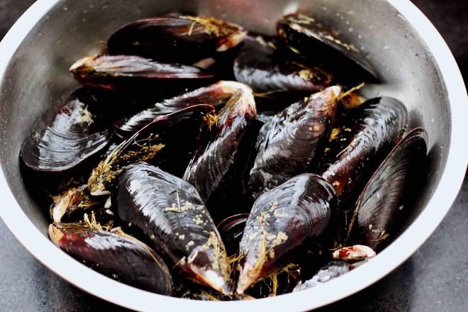 上湯豆皮青口小白菜的做法-咸鮮味煮菜譜