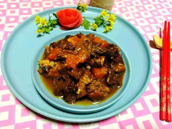 西紅柿燒肉的做法-家常味燉菜譜-易網健康養生網 西紅柿燒肉的做法-家常味燉菜譜