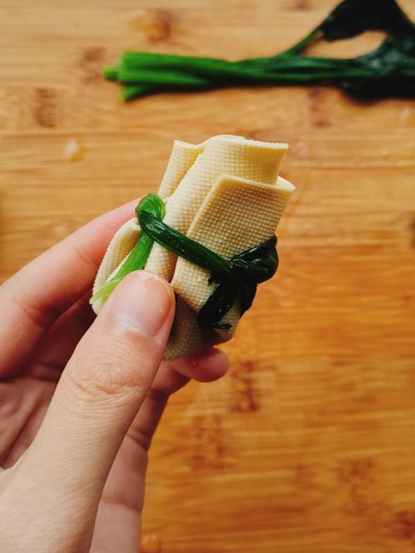 紅樓夢之豆腐皮包子的做法-咸鮮味蒸菜譜-易網健康養生網 紅樓夢之豆腐皮包子的做法-咸鮮味蒸菜譜