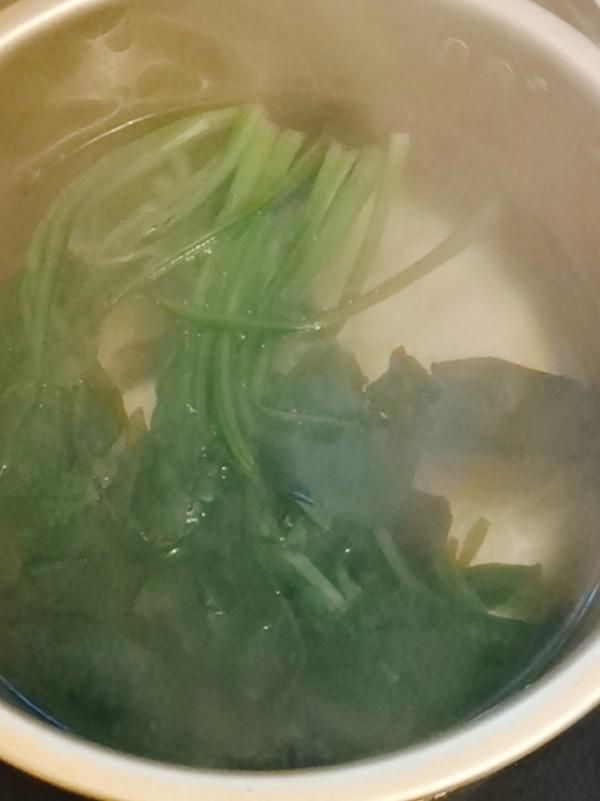 紅樓夢之豆腐皮包子的做法-咸鮮味蒸菜譜-易網健康養生網 紅樓夢之豆腐皮包子的做法-咸鮮味蒸菜譜