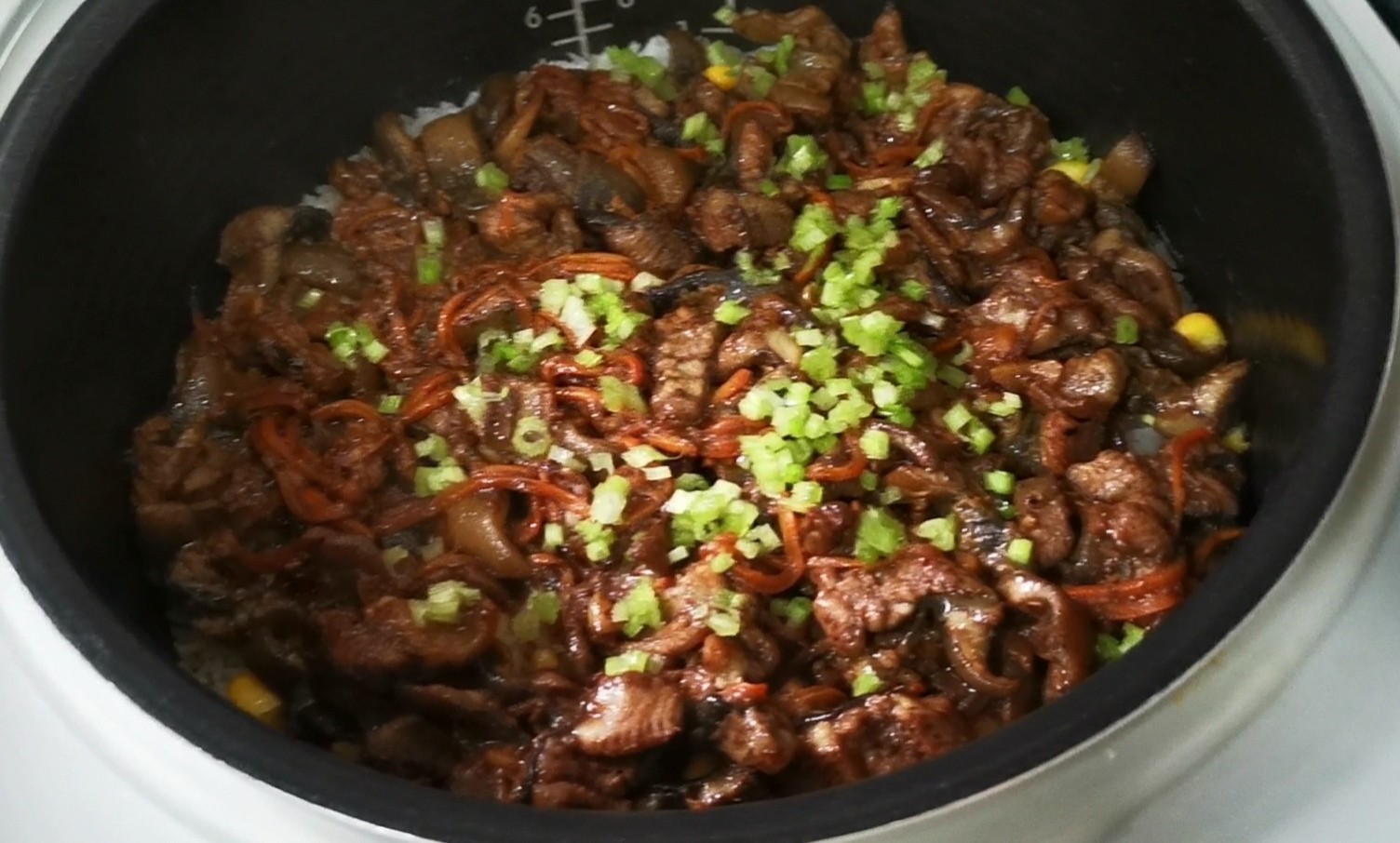 黃鱔飯的做法-家常味燜菜譜-易網健康養生網 黃鱔飯的做法-家常味燜菜譜