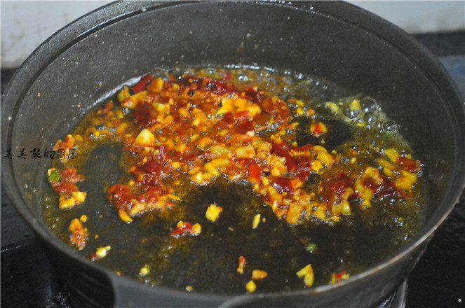 蒜香鴨血的做法-家常味燒菜譜-易網健康養生網 蒜香鴨血的做法-家常味燒菜譜