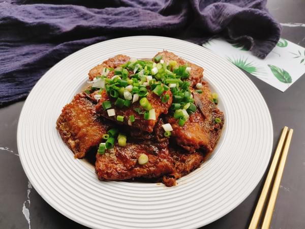 紅燒帶魚的做法-咸鮮味燒菜譜