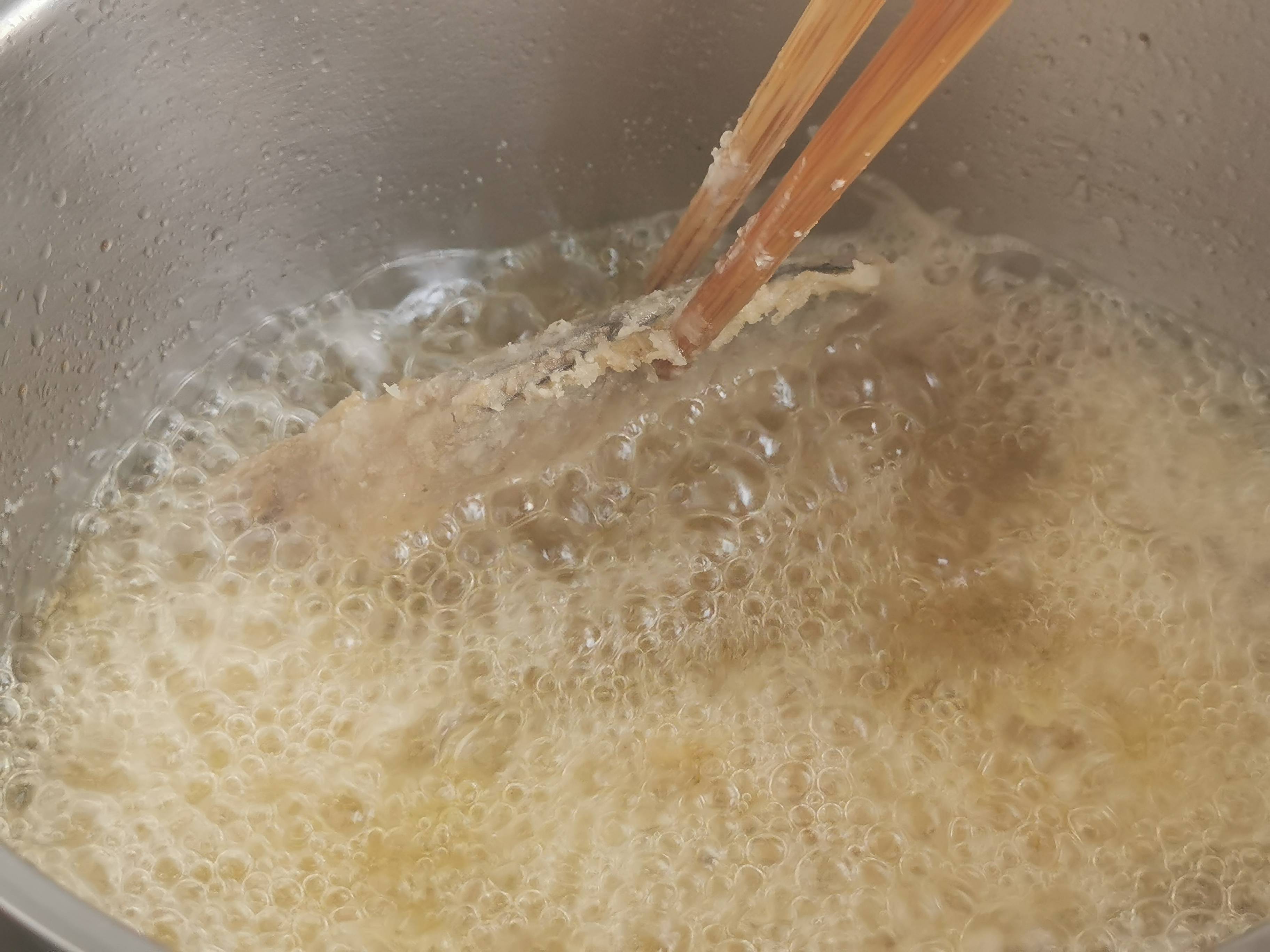 干炸帶魚的做法-其它口味炸菜譜-易網健康養生網 干炸帶魚的做法-其它口味炸菜譜