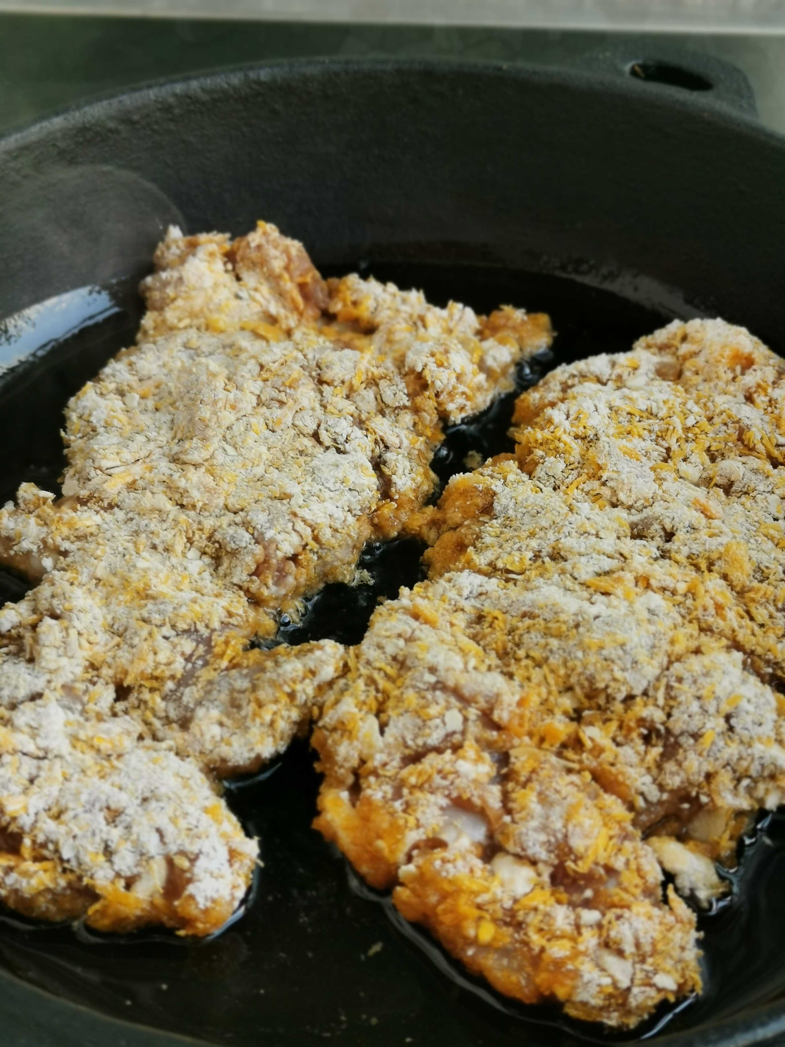 脆皮雞排的做法-醬香味煎菜譜-易網健康養生網 脆皮雞排的做法-醬香味煎菜譜