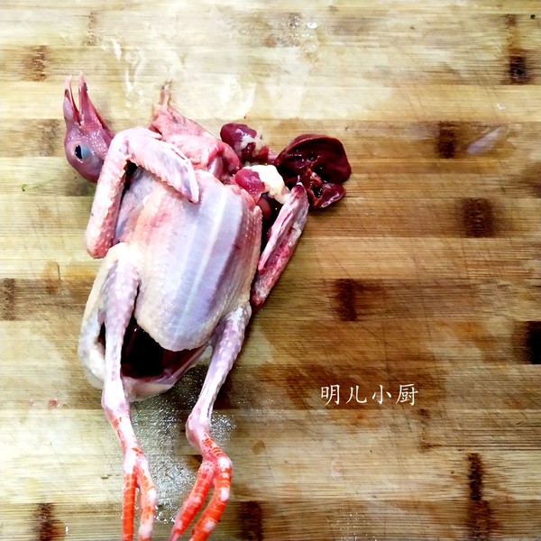 鴿子湯的做法-家常味煮菜譜-易網(wǎng)<a href=http://www.xllyou.com/ target=_blank class=infotextkey>健康養(yǎng)生</a>網(wǎng) 鴿子湯的做法-家常味煮菜譜