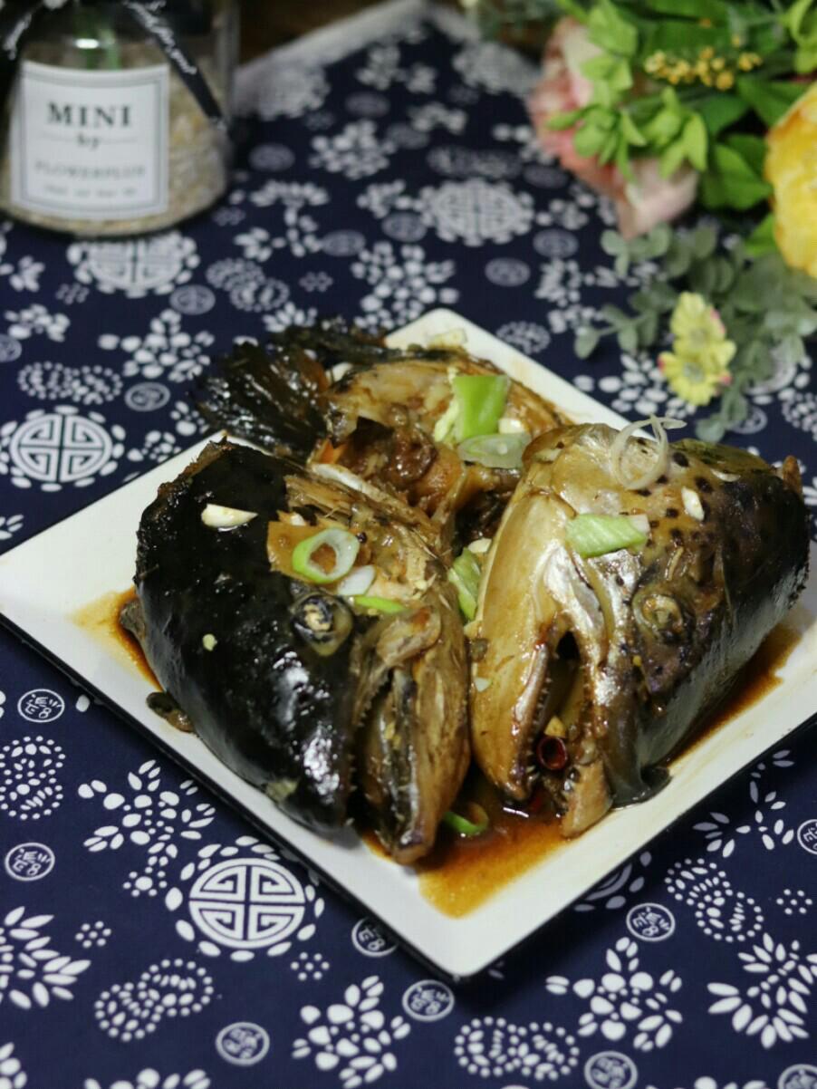 醬三文魚頭的做法-家常味燉菜譜