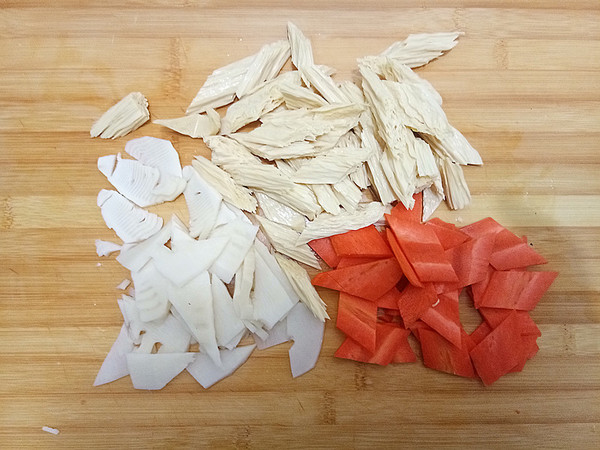 八寶素什錦的做法-其它口味燒菜譜-易網健康養生網 八寶素什錦的做法-其它口味燒菜譜