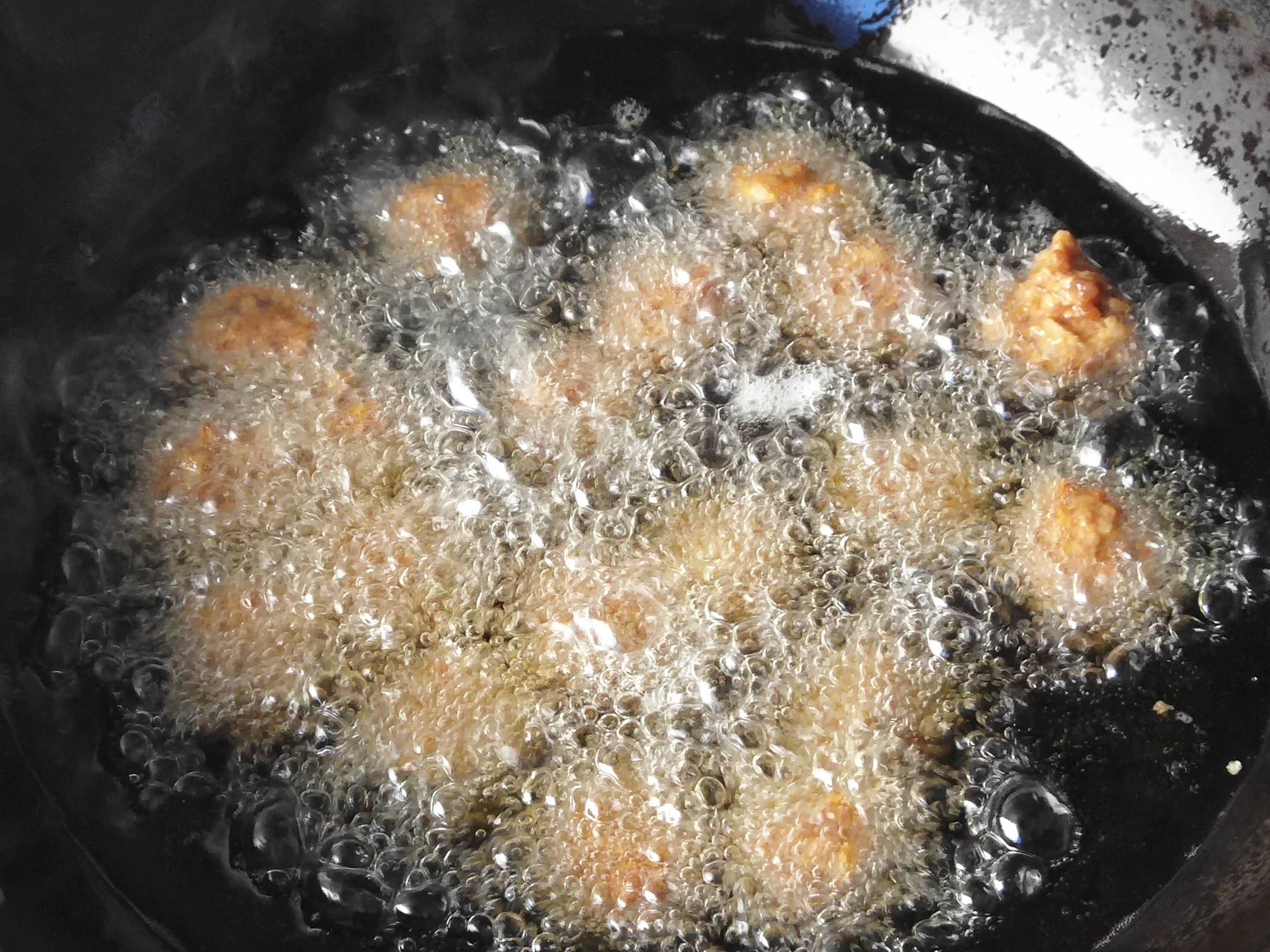 蓮藕牛肉丸的做法-家常味炸菜譜-易網健康養生網 蓮藕牛肉丸的做法-家常味炸菜譜