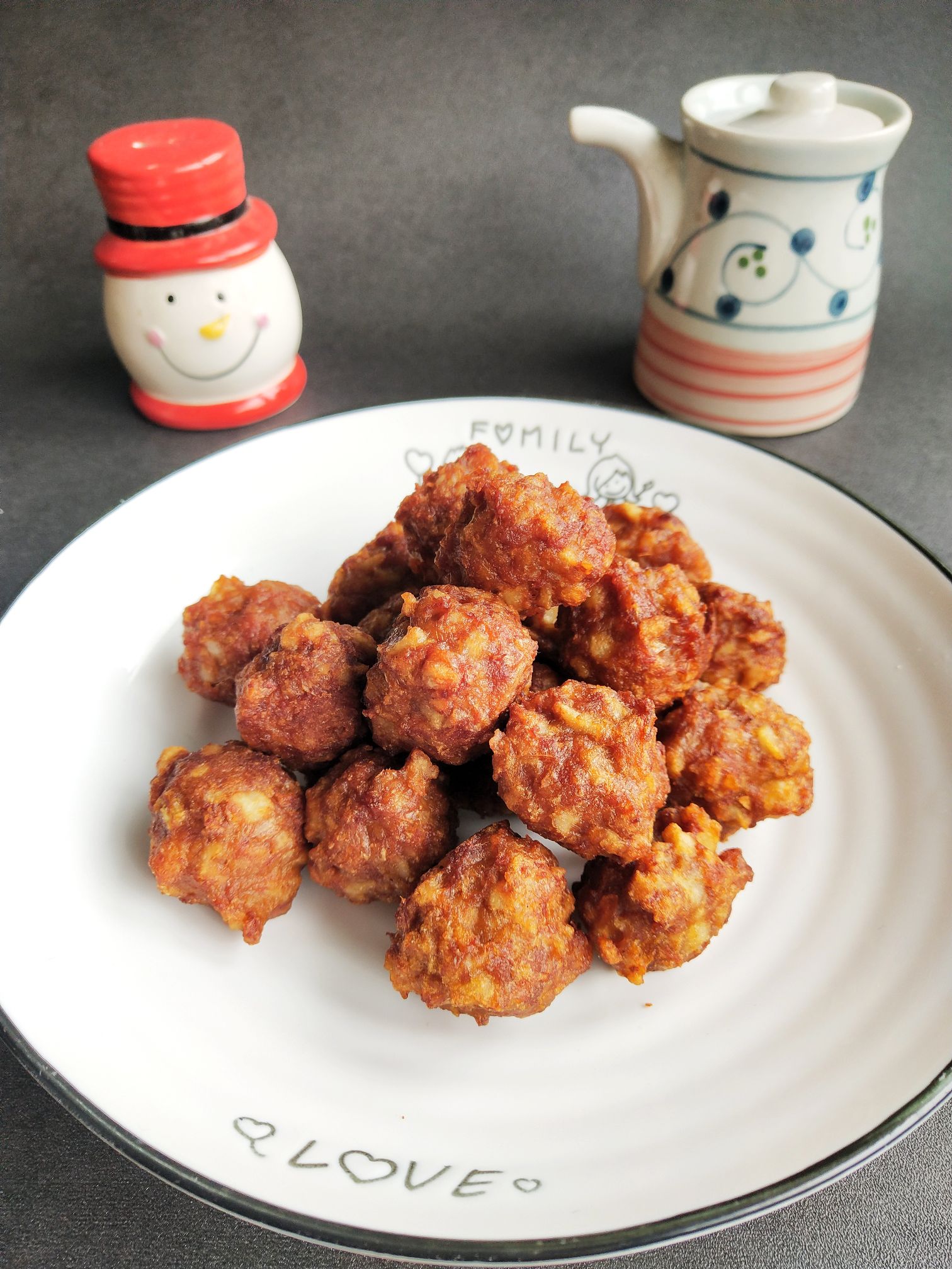 蓮藕牛肉丸的做法-家常味炸菜譜-易網健康養生網 蓮藕牛肉丸的做法-家常味炸菜譜