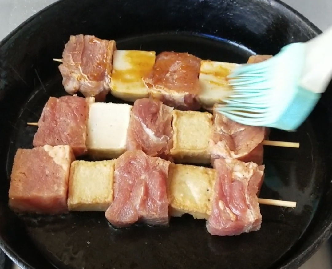 魚豆腐牛肉串的做法-咸鮮味煎菜譜-易網健康養生網 魚豆腐牛肉串的做法-咸鮮味煎菜譜