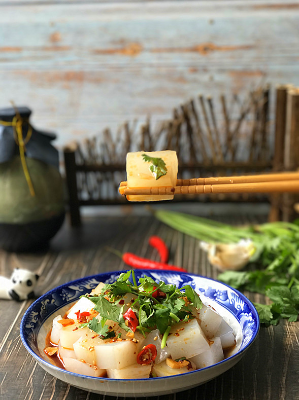 Q彈豬皮凍的做法-酸辣味凍菜譜-易網健康養生網 Q彈豬皮凍的做法-酸辣味凍菜譜