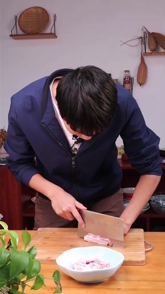 美味小酥肉的做法-咸鮮味炸菜譜