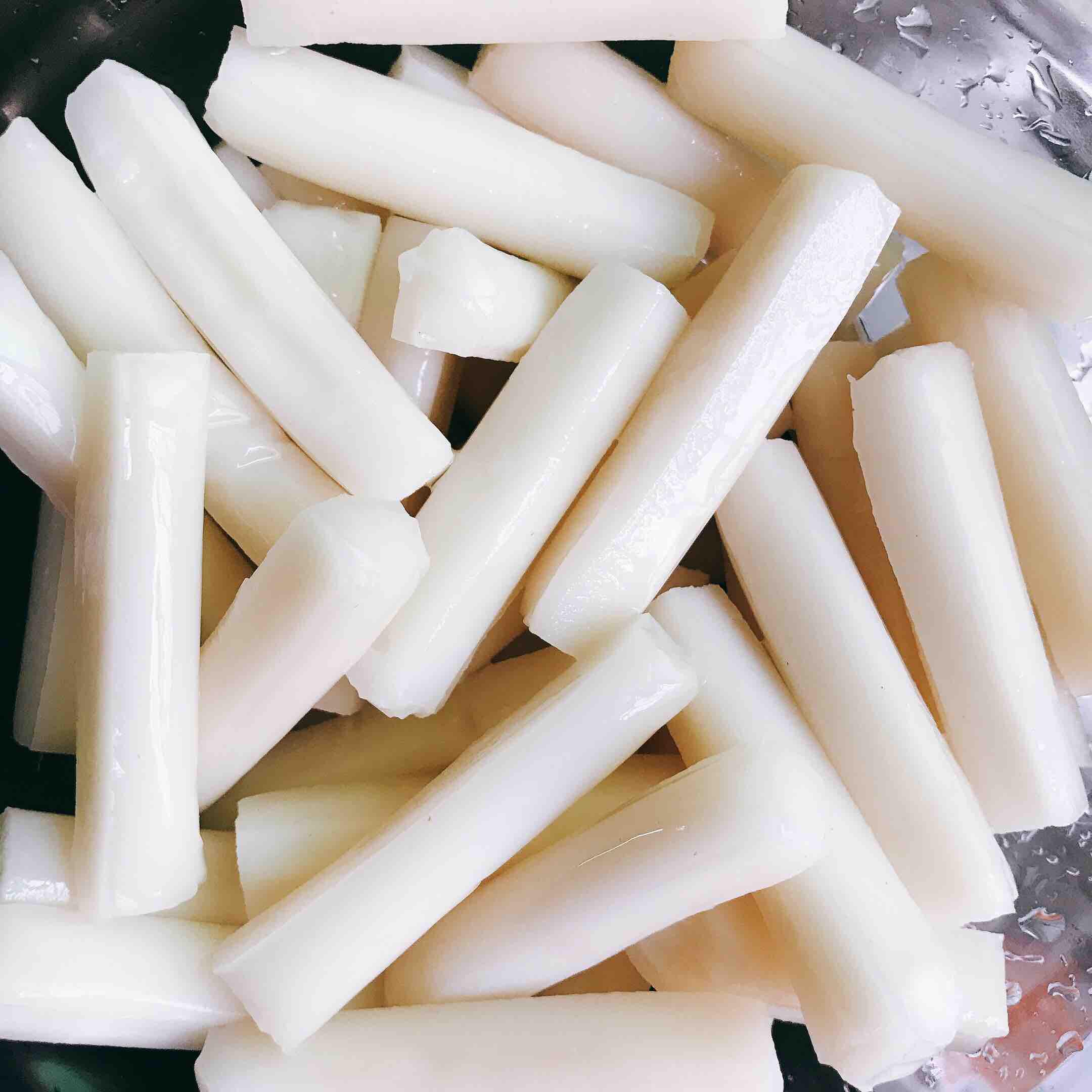 豬皮泡菜烤年糕的做法-酸辣味烤菜譜-易網<a href=http://www.xllyou.com/ target=_blank class=infotextkey>健康養(yǎng)生</a>網 豬皮泡菜烤年糕的做法-酸辣味烤菜譜