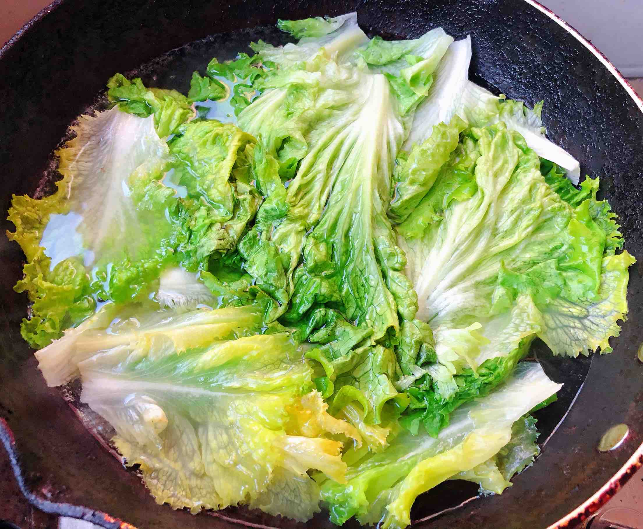 蠔油蒜蓉生菜的做法-咸鮮味煮菜譜